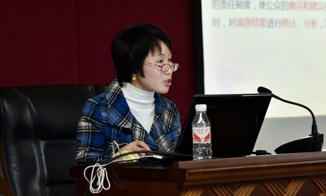 球王会体育官方网站互联政府网站评测研究中心副主任王玲受邀出席“广西壮族自治区住房城乡建设视频会议系统及政府网站建设工作会议”，并对参会人员作专题培训。