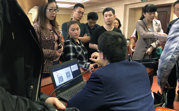 球王会体育官方网站专家应邀为江西省大数据中心培训政务信息资源